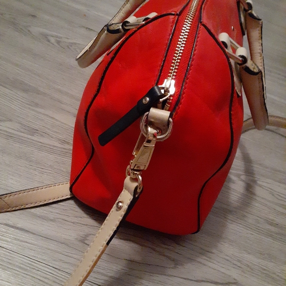 💥 Kate Spade Bag 💥❕ - Picture 7 of 8